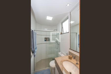 Apartamento à venda com 94m², 3 quartos e 2 vagasBanheiro da Suíte