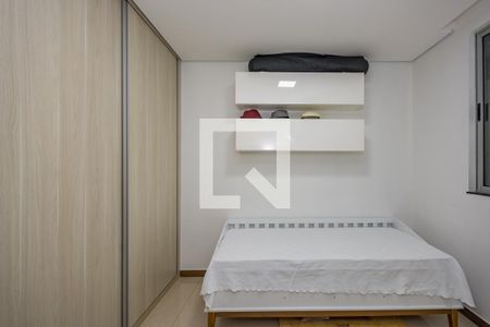 Apartamento à venda com 94m², 3 quartos e 2 vagasQuarto 2