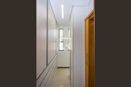 Apartamento à venda com 94m², 3 quartos e 2 vagasCloset da suíte