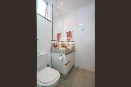 Apartamento à venda com 94m², 3 quartos e 2 vagasBanheiro Social