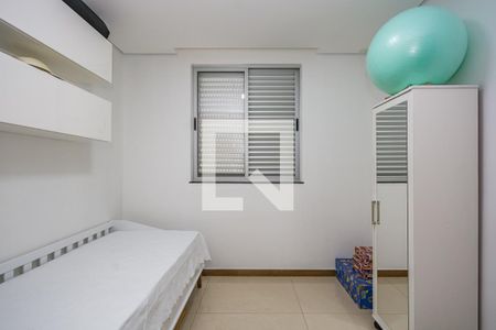 Apartamento à venda com 94m², 3 quartos e 2 vagasQuarto 2