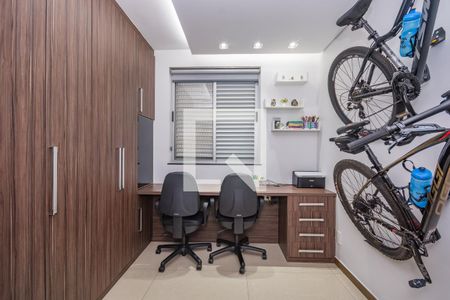 Apartamento à venda com 94m², 3 quartos e 2 vagasQuarto 3