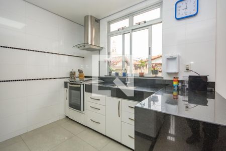 Apartamento à venda com 94m², 3 quartos e 2 vagasCozinha