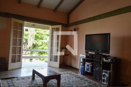 Casa à venda com 300m², 4 quartos e 3 vagasSala de TV