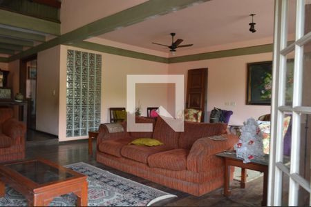 Sala de TV de casa à venda com 4 quartos, 300m² em Tanque, Rio de Janeiro