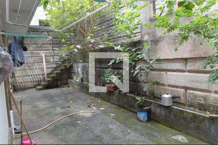 Casa à venda com 300m², 4 quartos e 3 vagasQuintal fundos