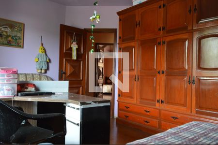 Casa à venda com 300m², 4 quartos e 3 vagasQuarto 1