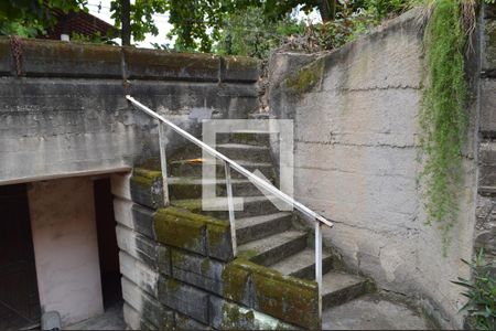 Casa à venda com 300m², 4 quartos e 3 vagasEscada do Jardim