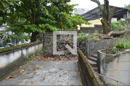 Casa à venda com 300m², 4 quartos e 3 vagasTerraço