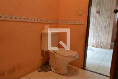 Casa à venda com 300m², 4 quartos e 3 vagasBanheiro de serviço