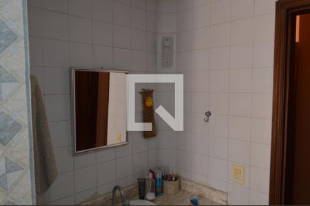 Casa à venda com 300m², 4 quartos e 3 vagasBanheiro 2