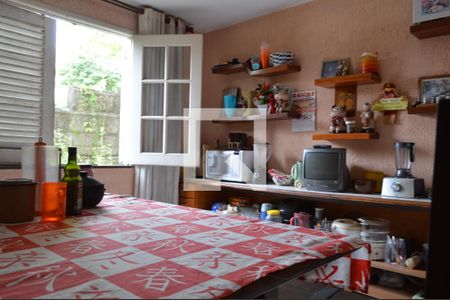 Casa à venda com 300m², 4 quartos e 3 vagasCopa