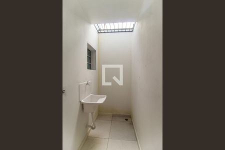 Área de Serviço de kitnet/studio para alugar com 1 quarto, 24m² em Vila Clara, São Paulo