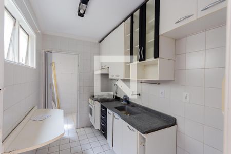 Cozinha  de apartamento para alugar com 2 quartos, 55m² em Jardim Santo André, Santo André