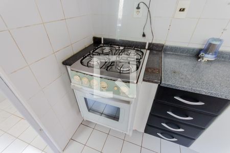 Fogão de apartamento para alugar com 2 quartos, 55m² em Jardim Santo André, Santo André