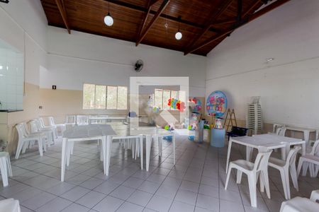 Apartamento para alugar com 55m², 2 quartos e 1 vaga Apartamento para alugar com 55m², 2 quartos e 1 vagaÁrea comum - Salão de festas