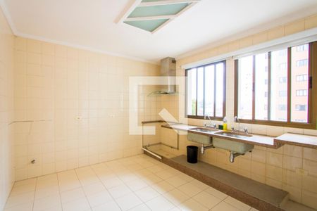 Apartamento para alugar com 150m², 3 quartos e 2 vagasCozinha