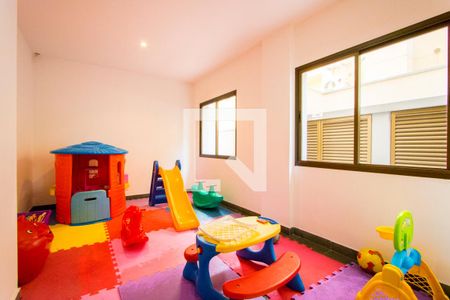 Apartamento para alugar com 150m², 3 quartos e 2 vagasÁrea comum - Brinquedoteca