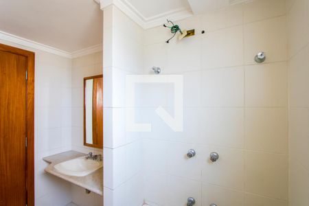Apartamento para alugar com 150m², 3 quartos e 2 vagasBanheiro do quarto 1