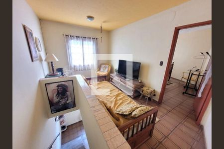 Casa para alugar com 6 quartos, 354m² em Vila Monumento, São Paulo