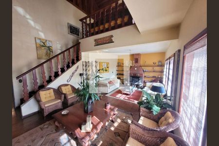 Casa para alugar com 6 quartos, 354m² em Vila Monumento, São Paulo
