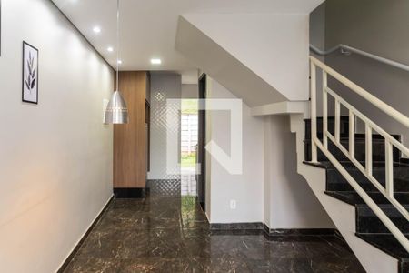 Casa de condomínio para alugar com 56m², 2 quartos e 1 vagaSala