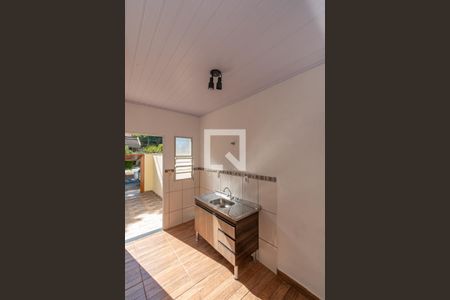Cozinha de casa para alugar com 1 quarto, 120m² em Jardim Chapadão, Campinas