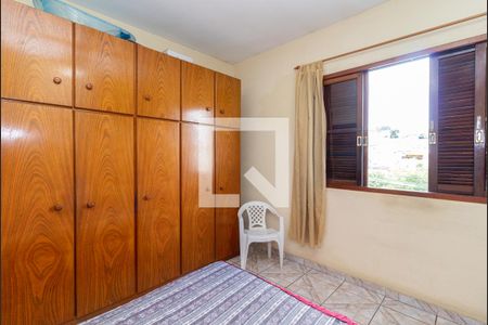 Casa à venda com 260m², 3 quartos e 1 vagaSuíte 1