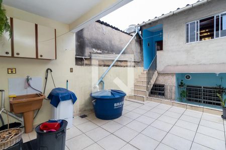 Casa à venda com 260m², 3 quartos e 1 vagaQuintal dos Fundos