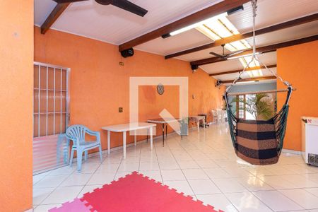 Casa à venda com 260m², 3 quartos e 1 vagaSalão