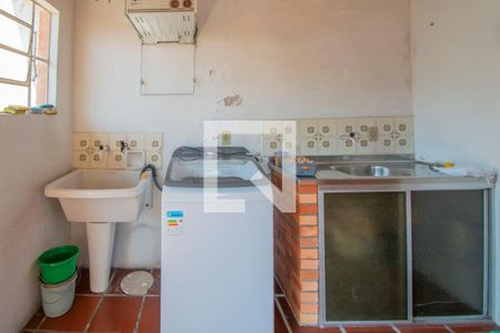 Casa à venda com 100m², 3 quartos e 1 vagaÁrea de Serviço