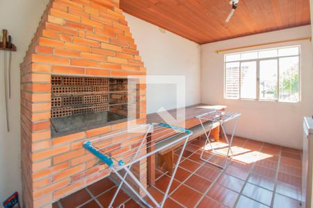 Casa à venda com 100m², 3 quartos e 1 vagaÁrea de Serviço