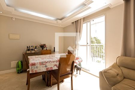 Sala de apartamento à venda com 3 quartos, 58m² em Vila das Bandeiras, Guarulhos