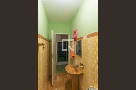 Casa à venda com 112m², 2 quartos e 1 vagaBanheiro