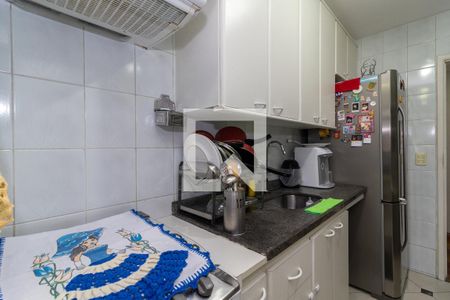 Apartamento à venda com 74m², 3 quartos e 2 vagasCozinha