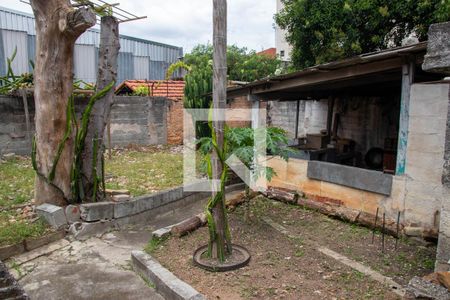 Casa à venda com 500m², 7 quartos e 1 vaga Casa à venda com 500m², 7 quartos e 1 vagaQuintal