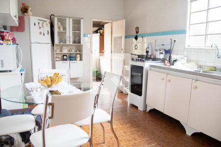 Casa à venda com 500m², 7 quartos e 1 vaga Casa à venda com 500m², 7 quartos e 1 vagaCozinha 2