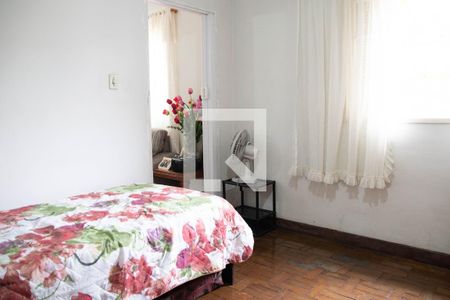 Casa à venda com 500m², 7 quartos e 1 vaga Casa à venda com 500m², 7 quartos e 1 vagaQuarto 4