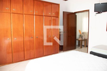 Casa à venda com 500m², 7 quartos e 1 vaga Casa à venda com 500m², 7 quartos e 1 vagaQuarto 2