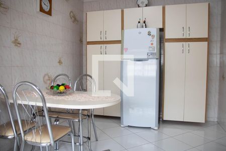 Casa à venda com 500m², 7 quartos e 1 vaga Casa à venda com 500m², 7 quartos e 1 vagaCozinha 1