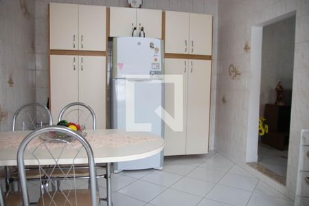 Casa à venda com 500m², 7 quartos e 1 vaga Casa à venda com 500m², 7 quartos e 1 vagaCozinha 1