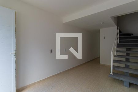 Sala de casa de condomínio para alugar com 2 quartos, 49m² em Da Graça, Cotia