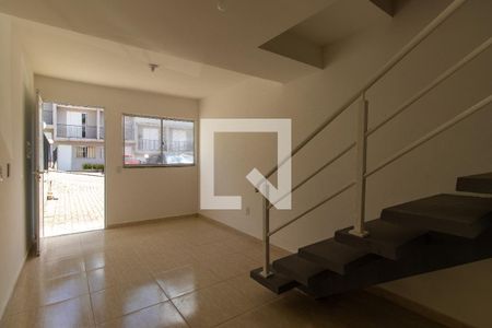 Sala de casa de condomínio para alugar com 2 quartos, 49m² em Da Graça, Cotia