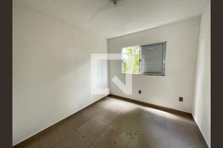 Quarto 2 de casa de condomínio para alugar com 2 quartos, 49m² em Da Graça, Cotia