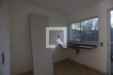 Cozinha de casa de condomínio para alugar com 2 quartos, 49m² em Bairro Jardim Nossa Senhora das Graças, Cotia