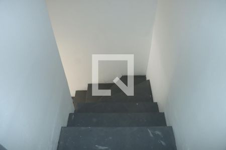 Escada de casa de condomínio para alugar com 2 quartos, 49m² em Da Graça, Cotia