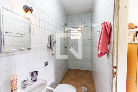 Casa à venda com 250m², 4 quartos e 4 vagas Casa à venda com 250m², 4 quartos e 4 vagasBanheiro da Suite