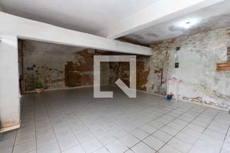 Casa à venda com 250m², 4 quartos e 4 vagas Casa à venda com 250m², 4 quartos e 4 vagasGaragem