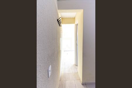 Casa à venda com 250m², 4 quartos e 4 vagas Casa à venda com 250m², 4 quartos e 4 vagasCorredor da Edícula