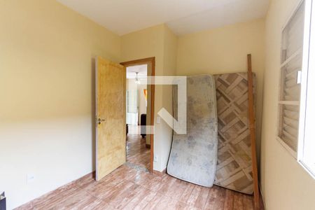 Casa à venda com 250m², 4 quartos e 4 vagas Casa à venda com 250m², 4 quartos e 4 vagasQuarto 2